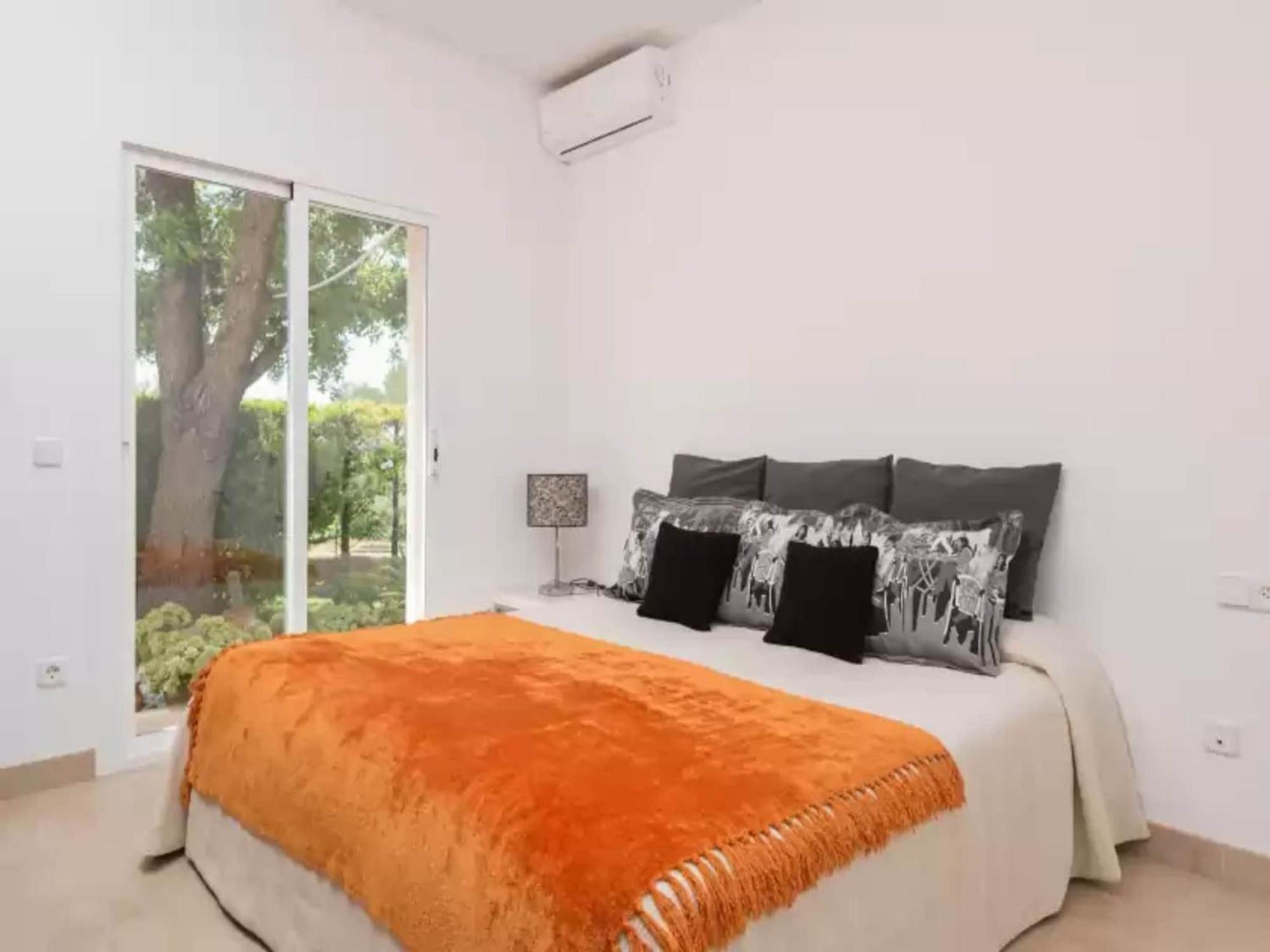 Talaiot 25 With Private Pool In